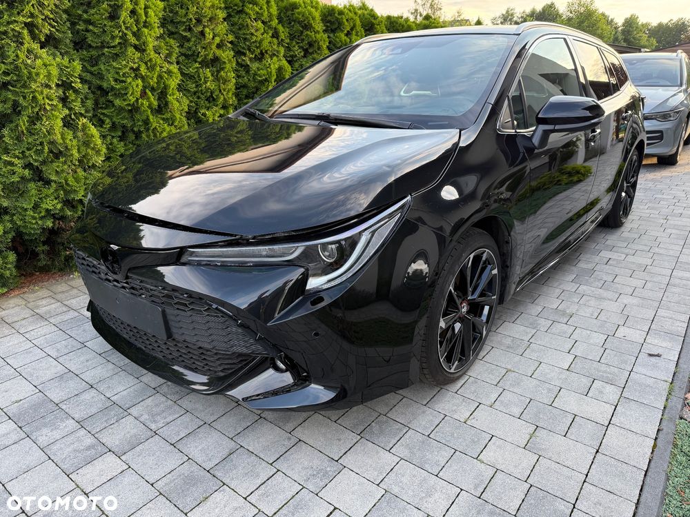 Toyota Corolla 2.0 Hybrid GR Sport - 1