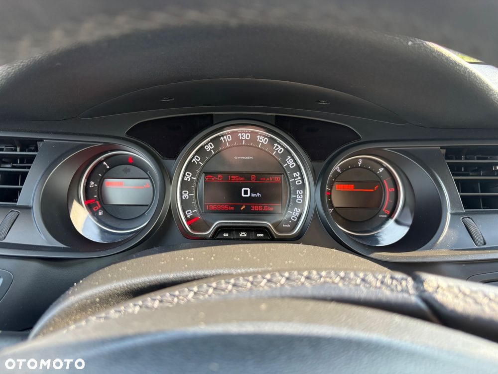 Citroën C5 2.0 HDi Exclusive - 28