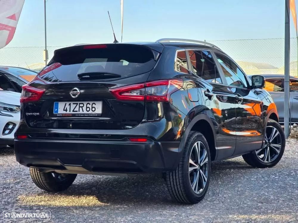 Nissan Qashqai 1.3 DIG-T N-Connecta Xtronic - 8