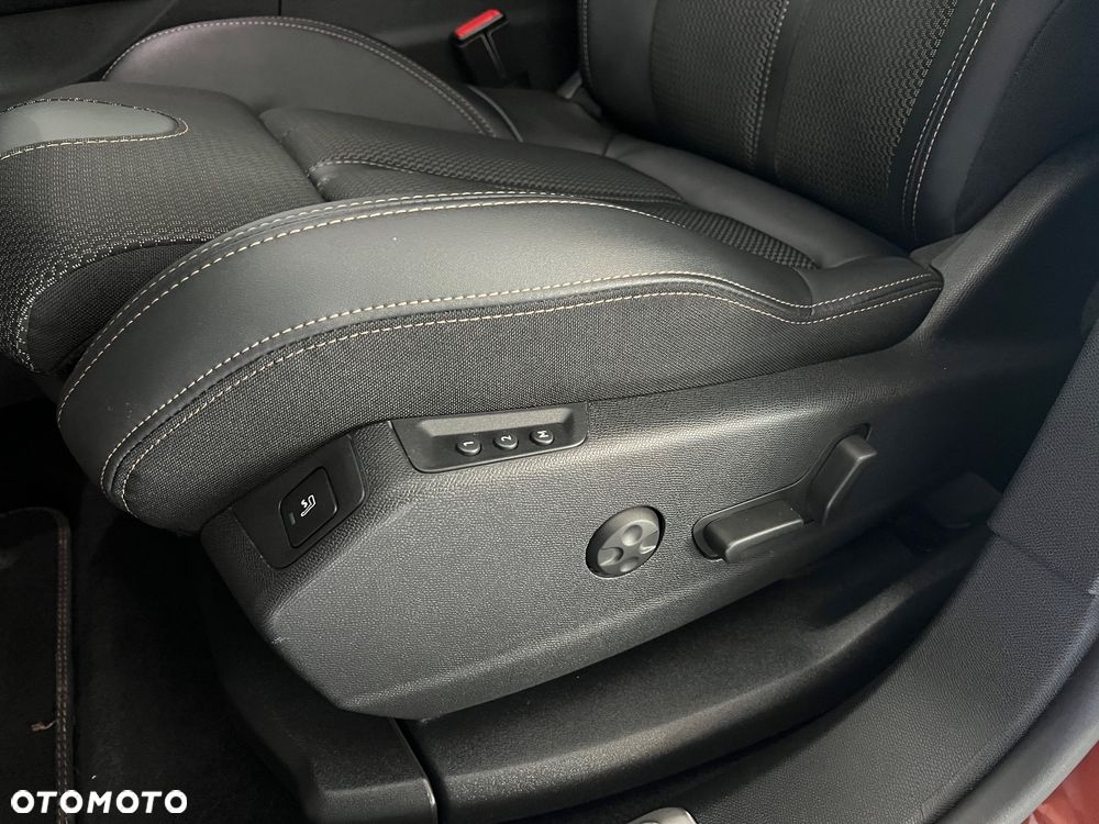Peugeot 5008 1.6 PureTech GT Pack S&S EAT8 - 20