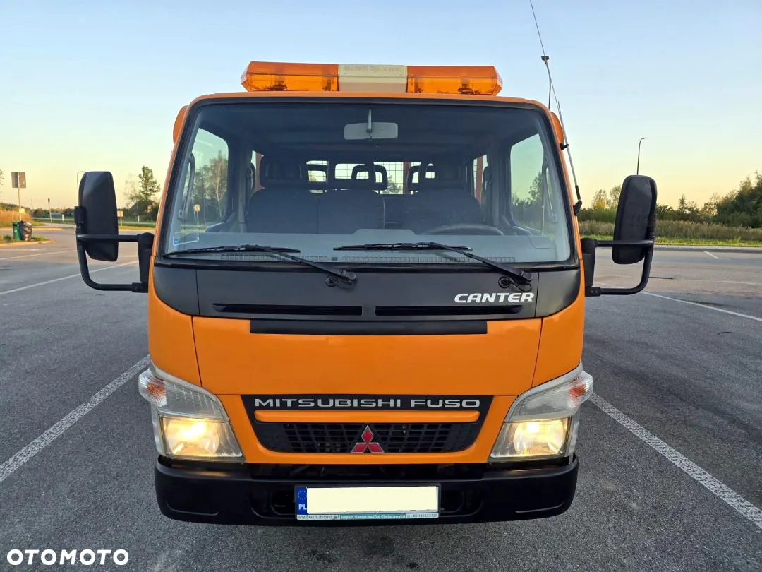 Mitsubishi FUSO CANTER - 29