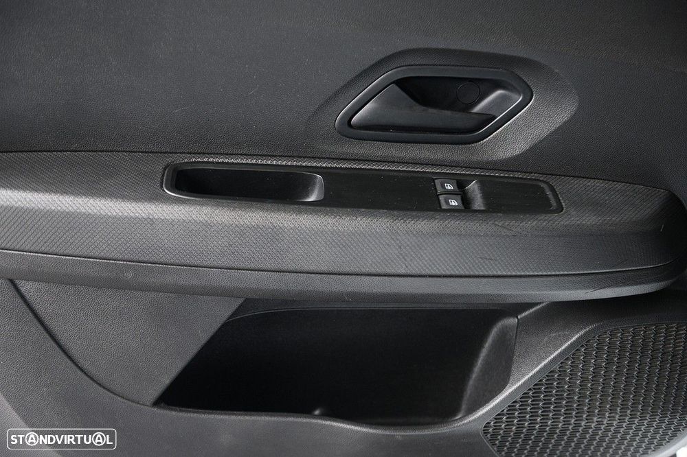 Dacia Sandero SCe 65 Essential - 25