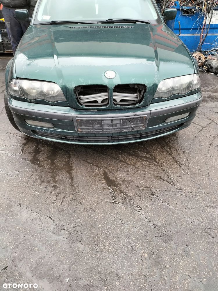 BMW E46 MASKA BŁOTNIKI LAMPY ZDERZAK CAŁE AUTO NA CZĘŚCI