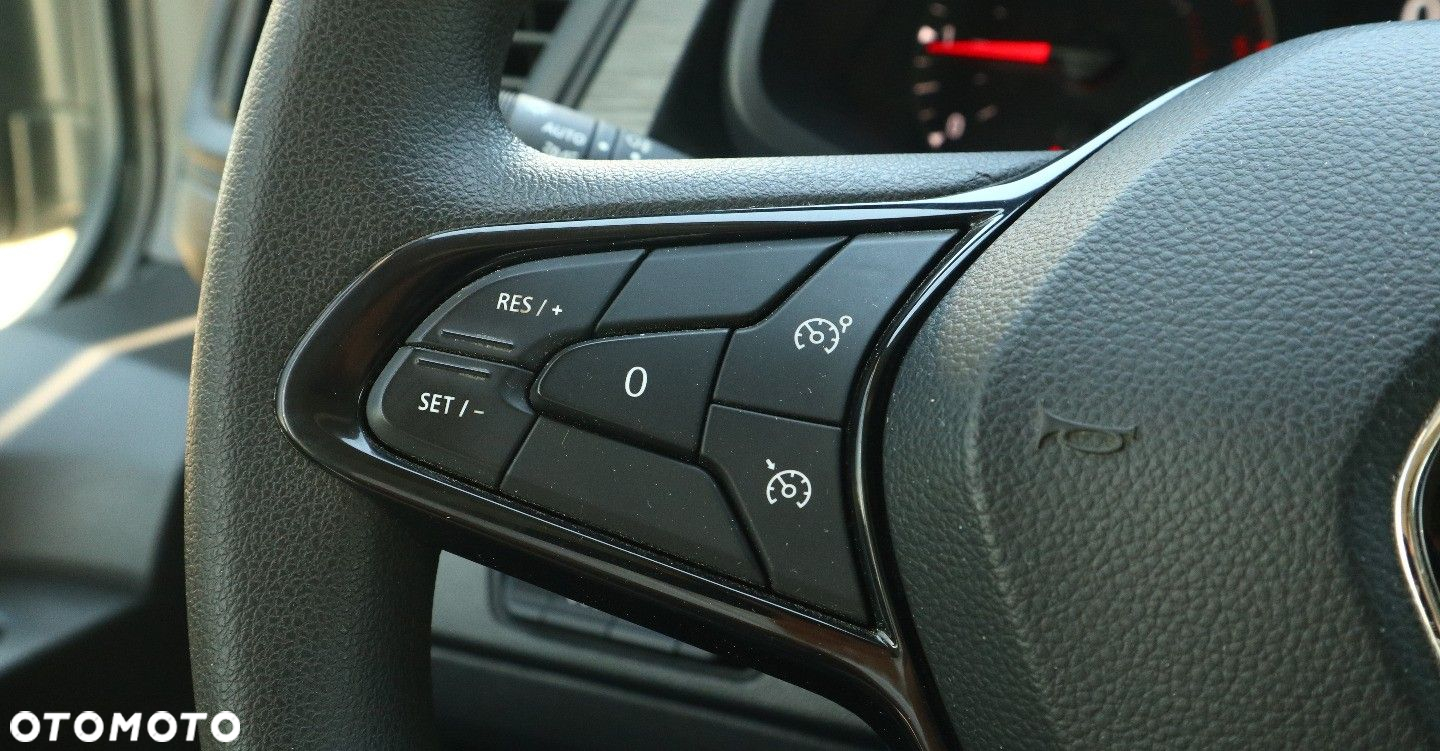 Renault Trafic - 18