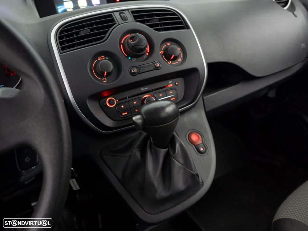 Renault Kangoo Z.E. 33 - 19