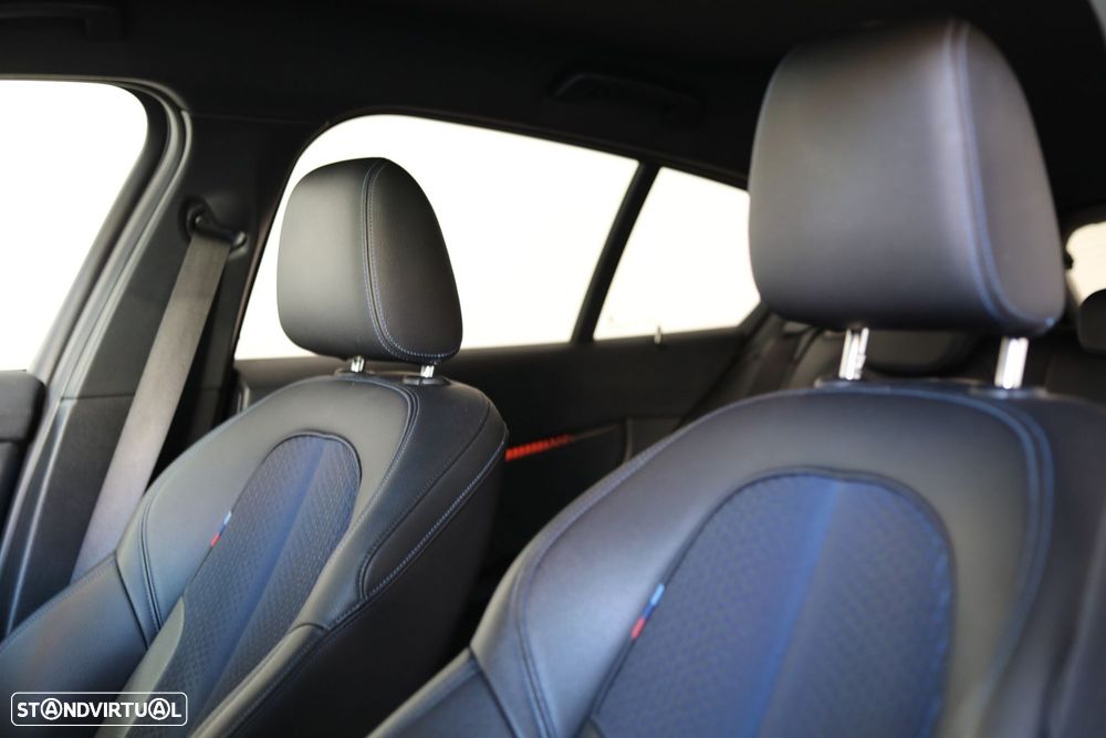 BMW 118 i Pack M Auto - 11