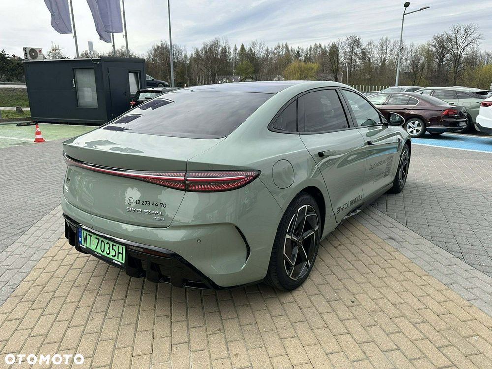BYD Seal - 16