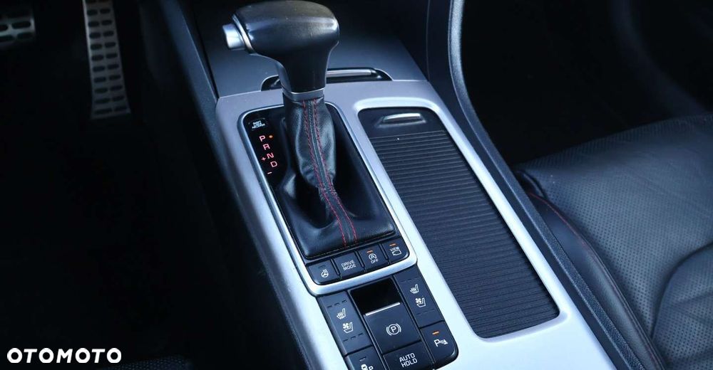 Kia Optima - 28