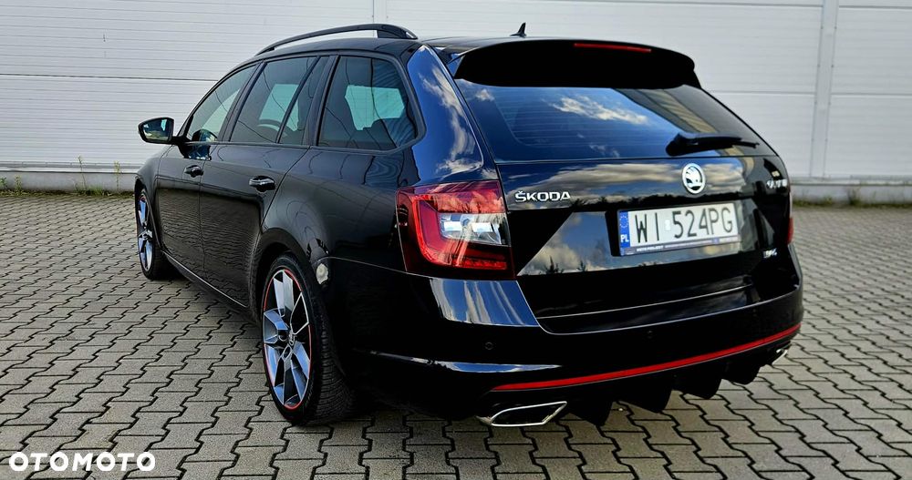 Skoda Octavia 2.0 TSI RS Challenge 245 DSG - 11