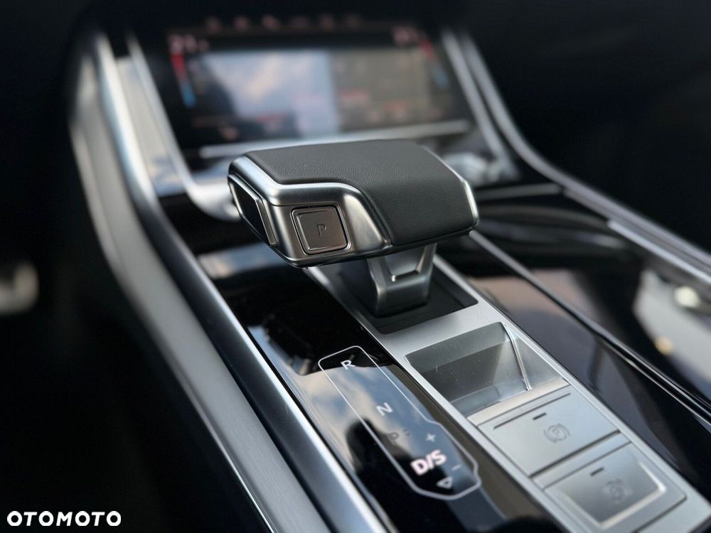 Audi Q8 - 28