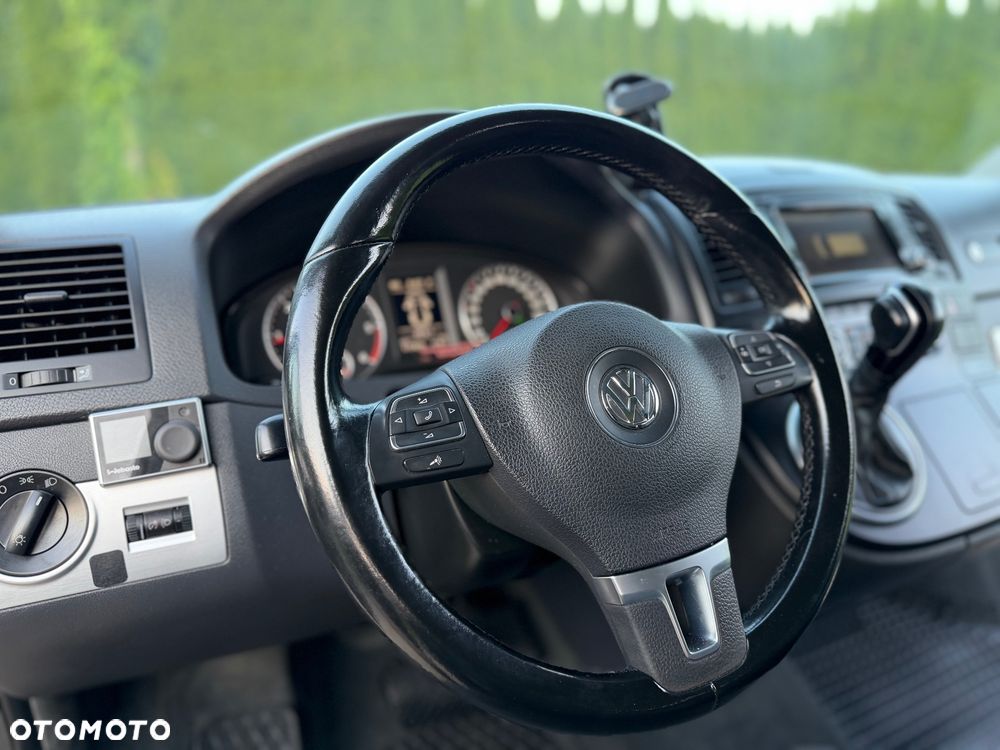 Volkswagen Multivan - 35