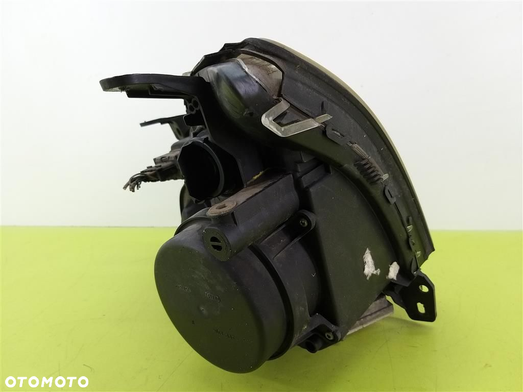 Reflektor lampa przód prawa Opel Vectra C SIGNUM 2002-2005 XENON HELLA - 7