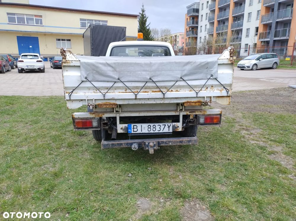 Mazda B2500 WYWROTKA - 9