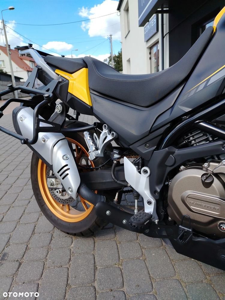 QJMOTOR SVT 650 - 6