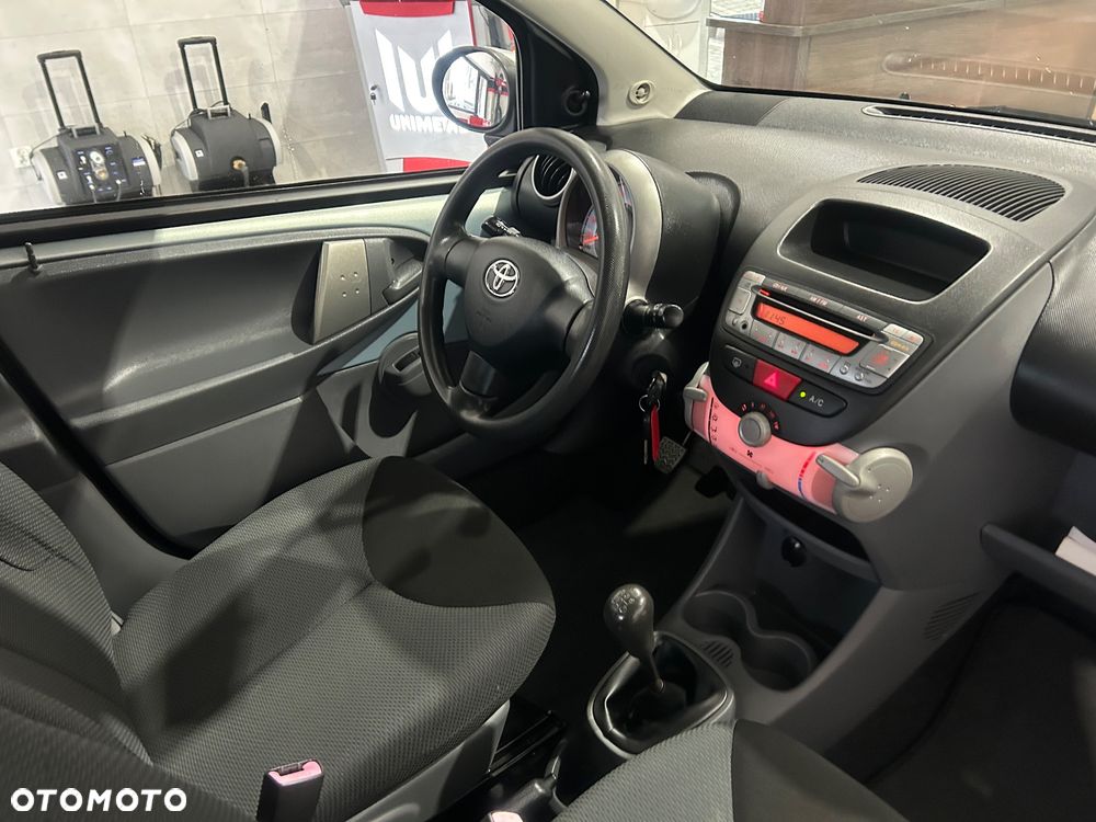 Toyota Aygo City - 25