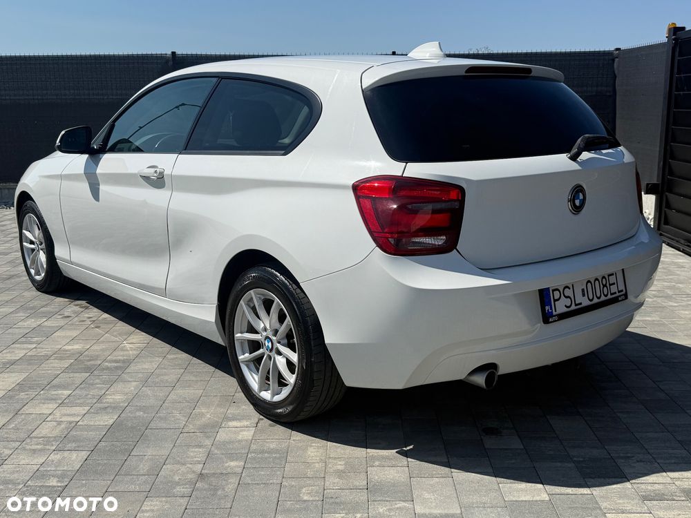 BMW Seria 1 114d Sport Line - 5