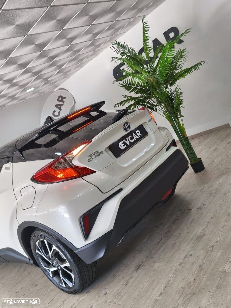 Toyota C-HR 1.8 HSD Exclusive+P.Luxury - 27