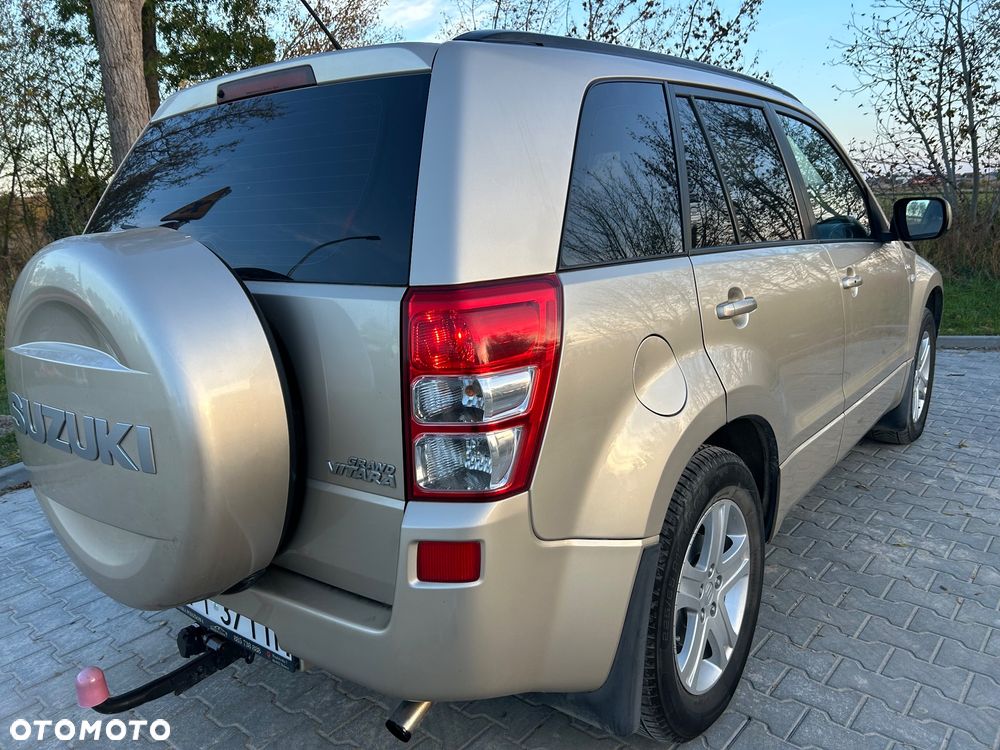 Suzuki Grand Vitara 1.9 DDiS De luxe - 5