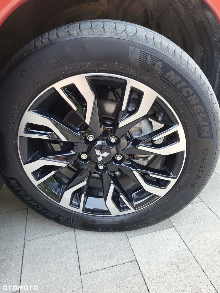 Mitsubishi Outlander 2.0 Instyle Navi CVT - 11