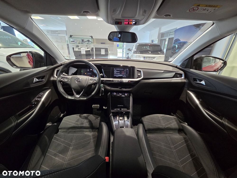 Opel Grandland 1.2 T GS S&S - 13