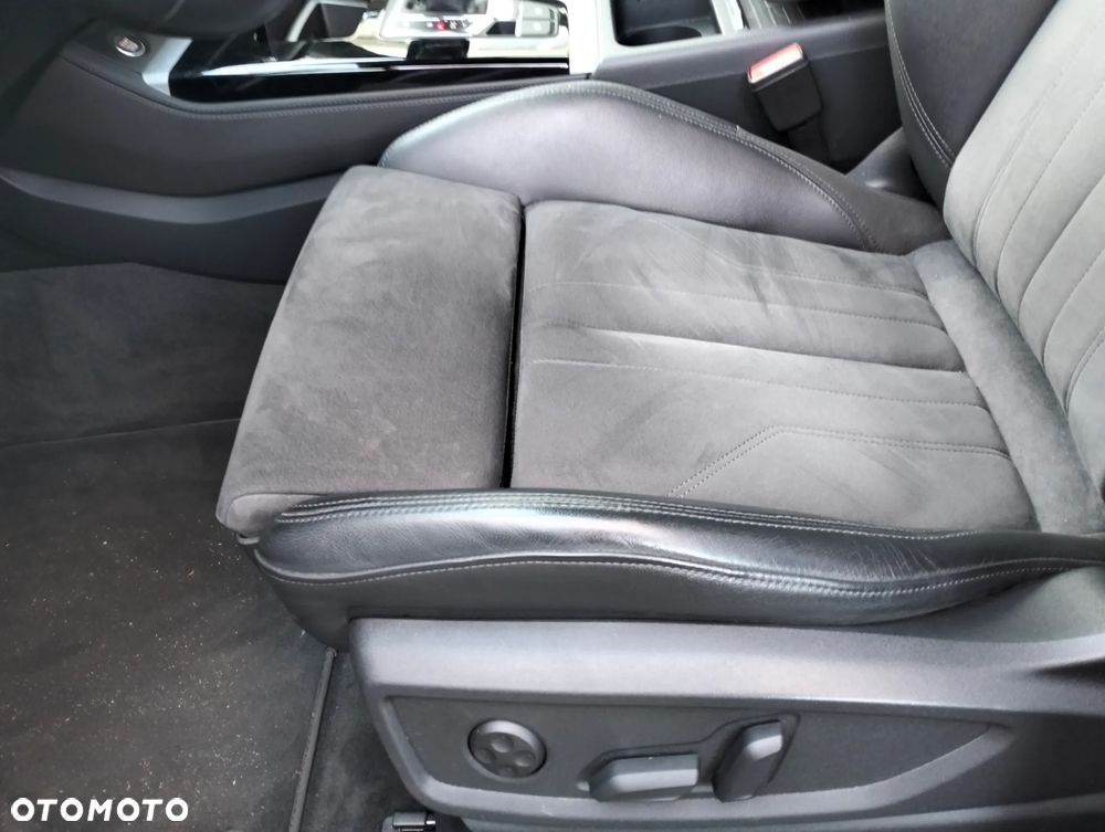 Audi Q5 Sportback - 15