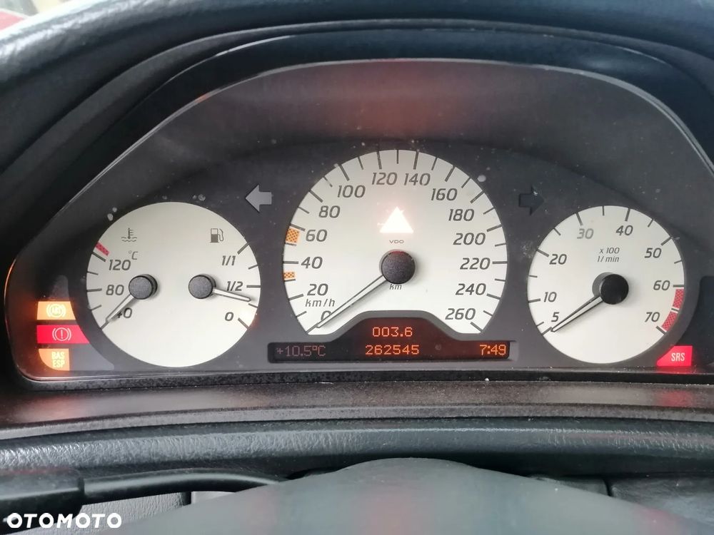 Mercedes-Benz CLK - 23