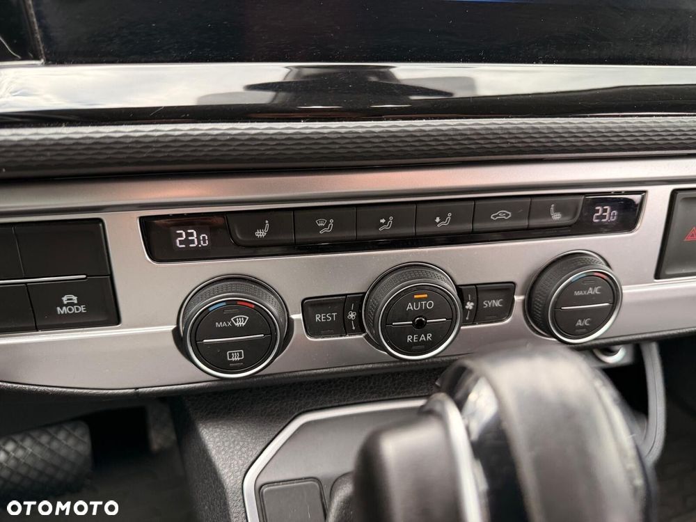 Volkswagen California - 24