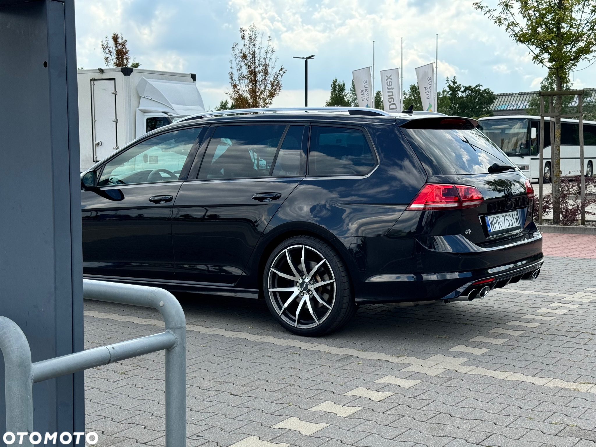 Volkswagen Golf Variant R 4Motion BlueMotion Technology DSG - 12