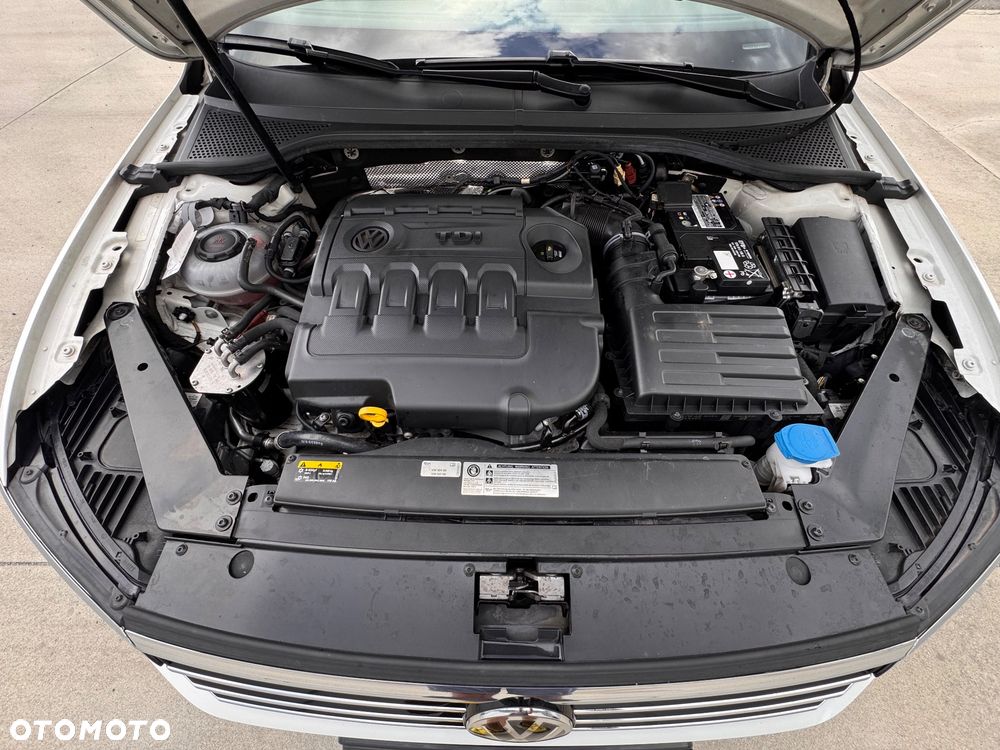 Volkswagen Passat Variant 2.0 TDI BMT SCR Trendline DSG7 - 34