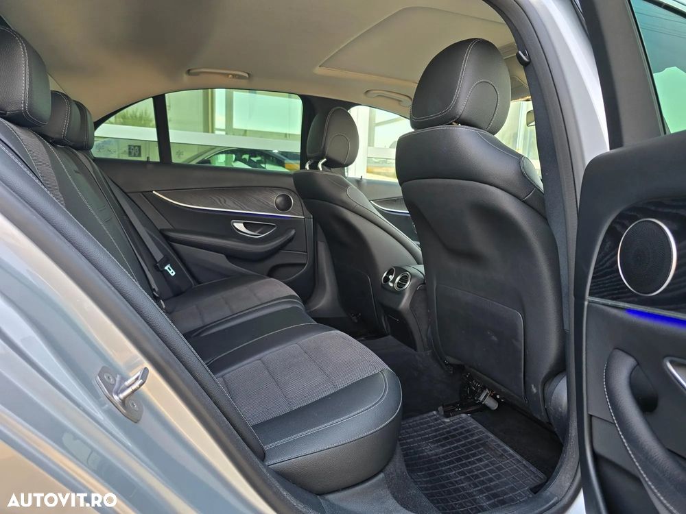 Mercedes-Benz E 200 4MATIC 9G-TRONIC - 16