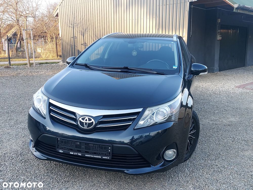 Toyota Avensis - 4