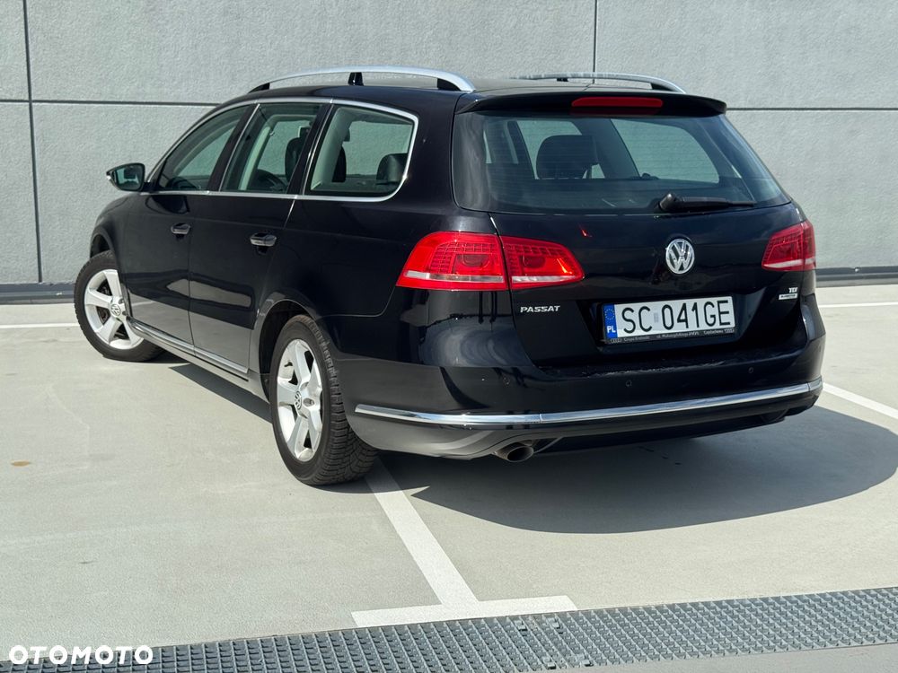 Volkswagen Passat Variant 1.6 TDI BlueMotion Technology Highline - 9