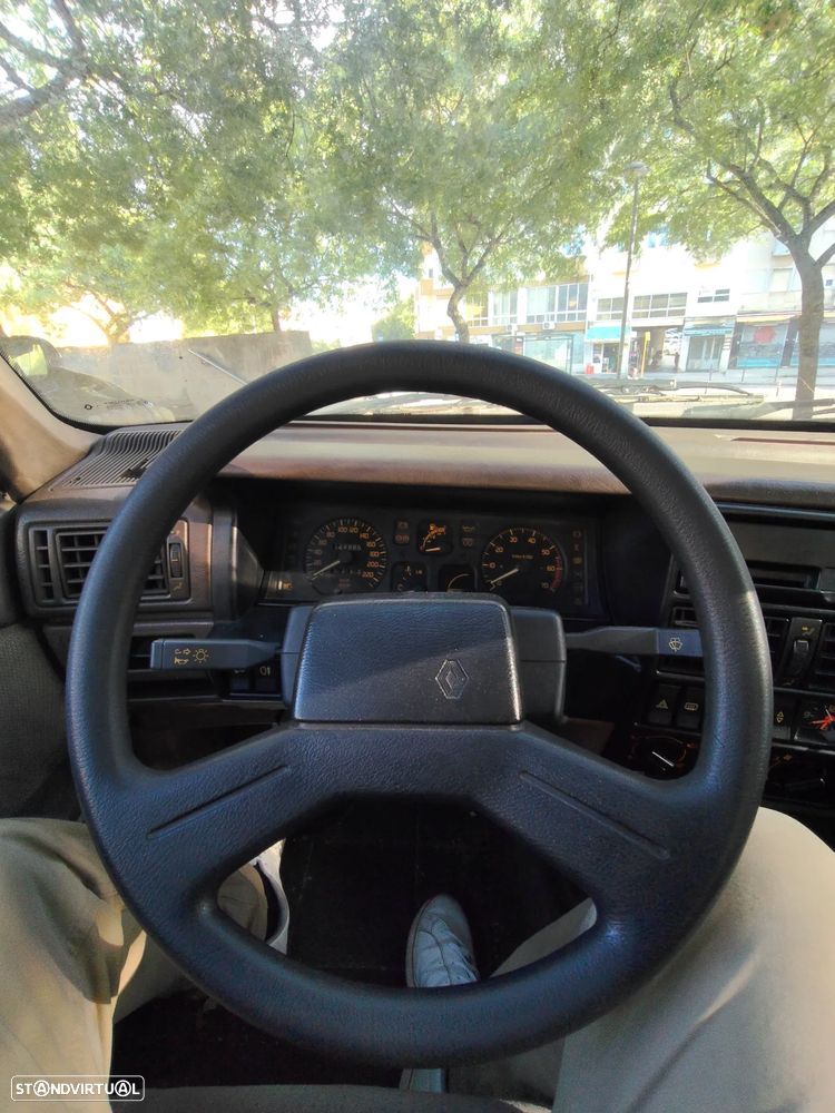 Renault 19 Chamade 1.4 TSE - 6