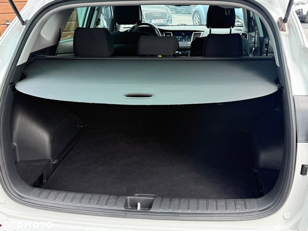 Hyundai Tucson 1.7 CRDI BlueDrive GO 2WD - 21