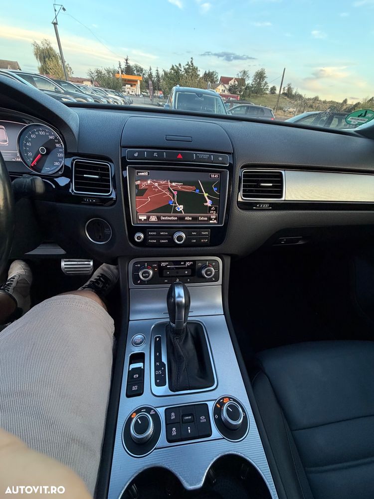 Volkswagen Touareg - 6