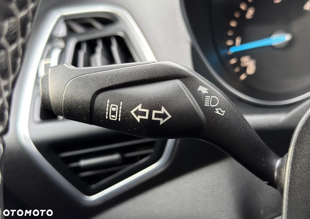 Ford Kuga 2.0 TDCi 4x4 Titanium - 22