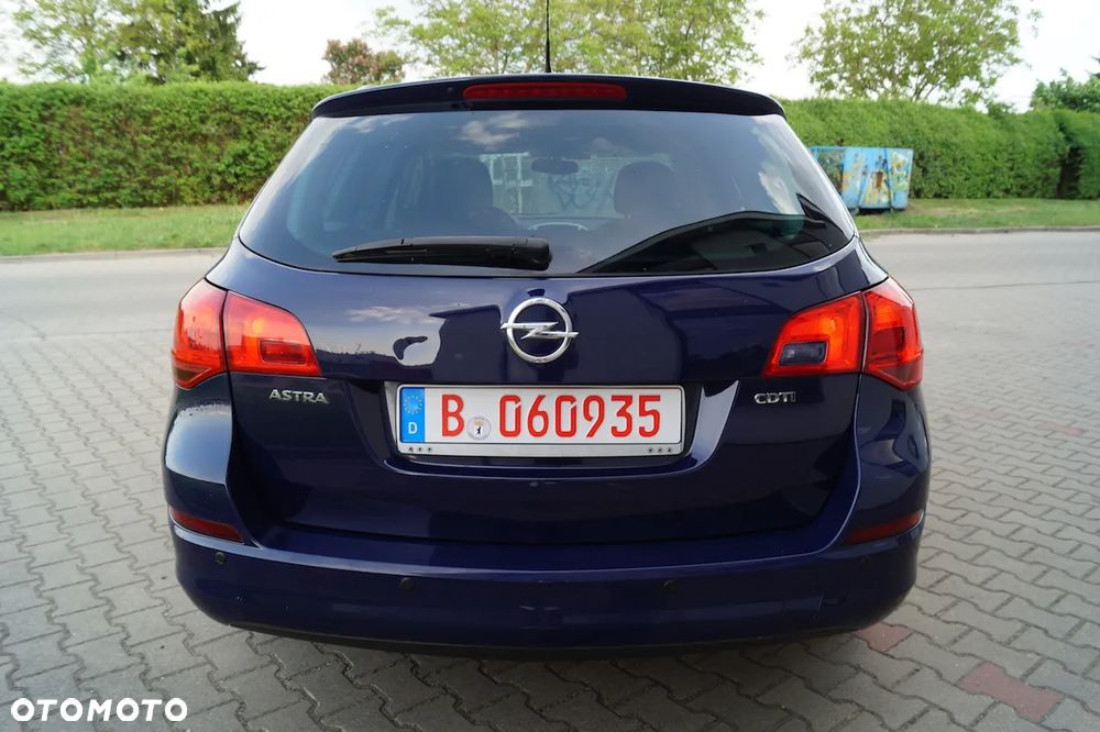 Opel Astra 1.7 CDTI DPF Style - 11