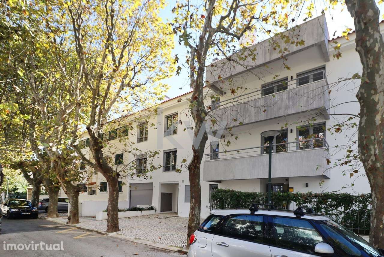 Exclusivo T3 com Mezzanine e 3 Suítes – Centro de Carcavelos - Grande imagem: 2/60