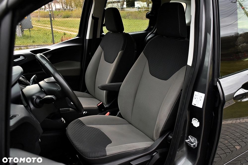 Ford Tourneo Courier 1.5 TDCi Trend - 25