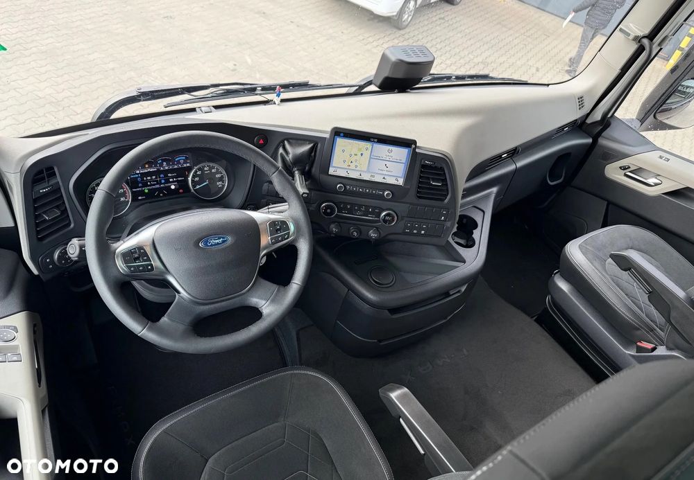 Ford F-MAX - 5