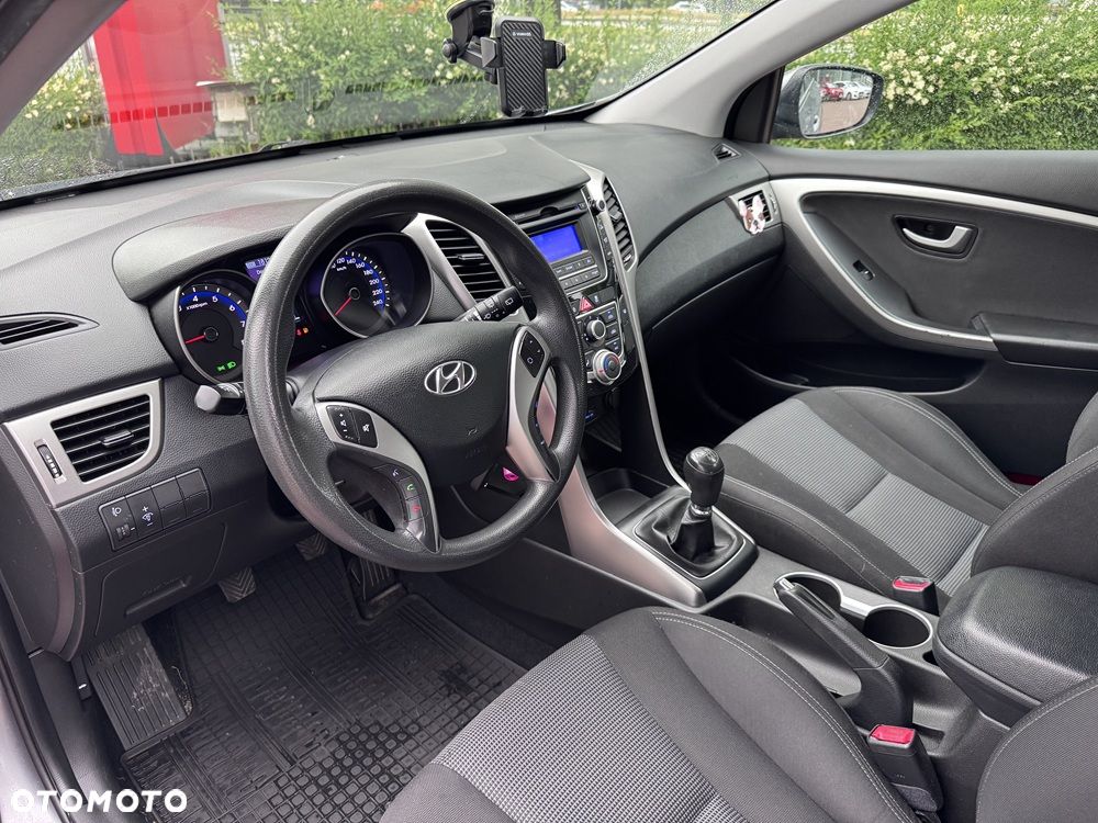 Hyundai i30 1.4 Classic + - 8