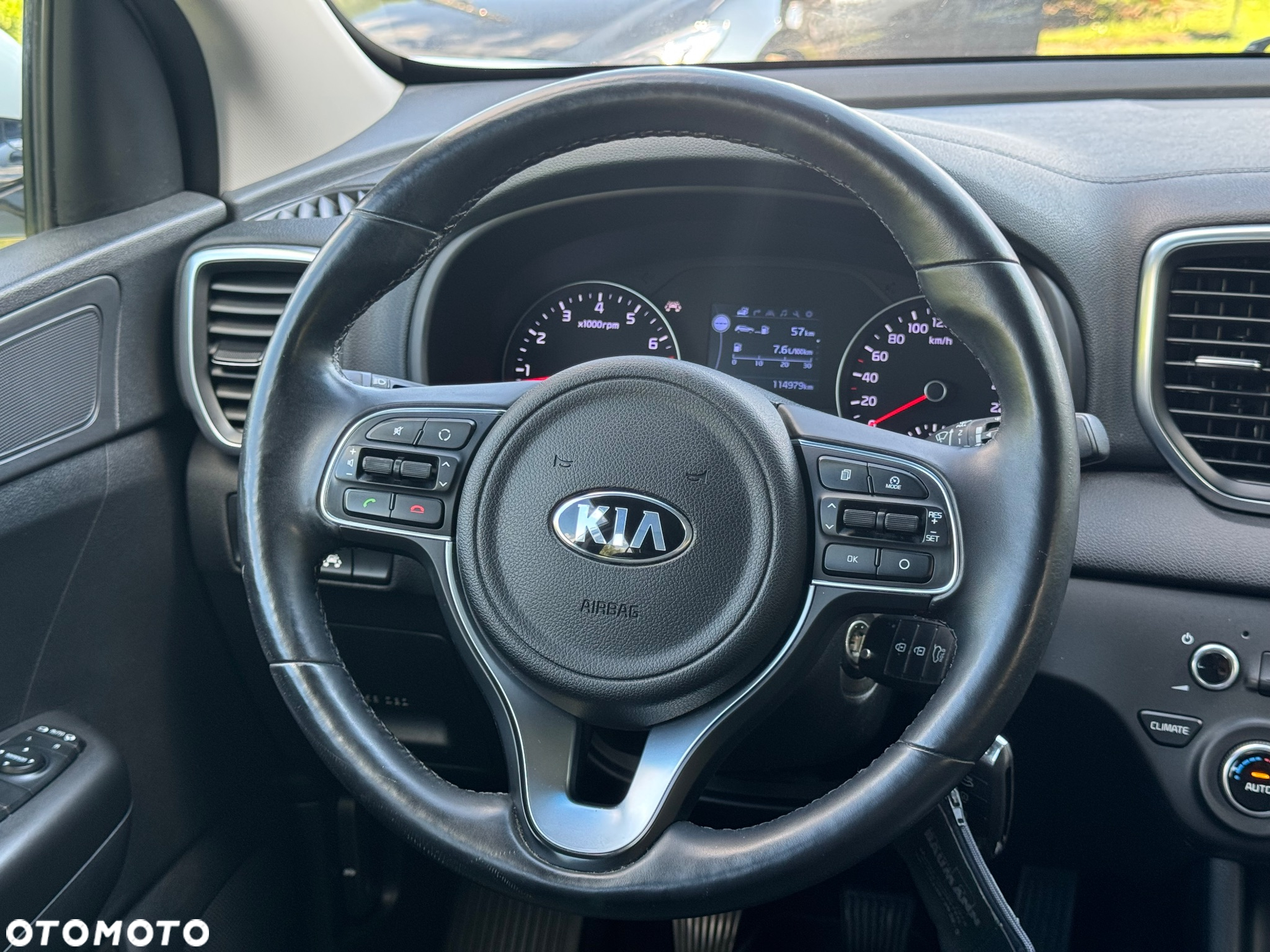 Kia Sportage 1.6 GDI 2WD Dream-Team Edition - 16