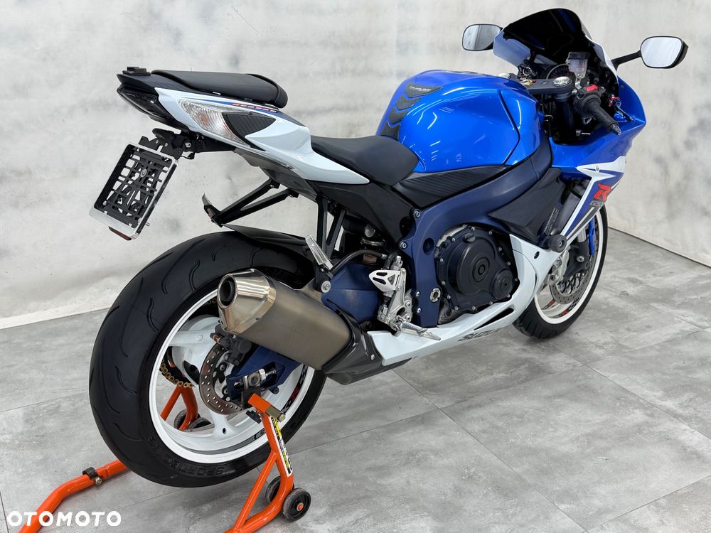 Suzuki GSX-R - 5