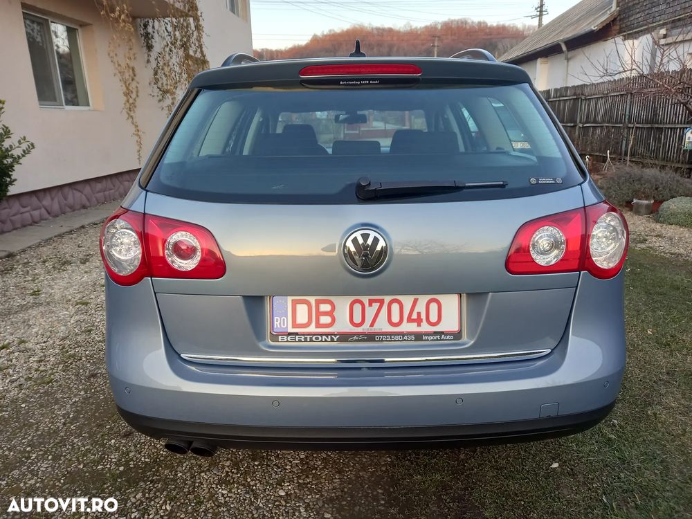 Volkswagen Passat 2.0 TDI Comfortline - 18