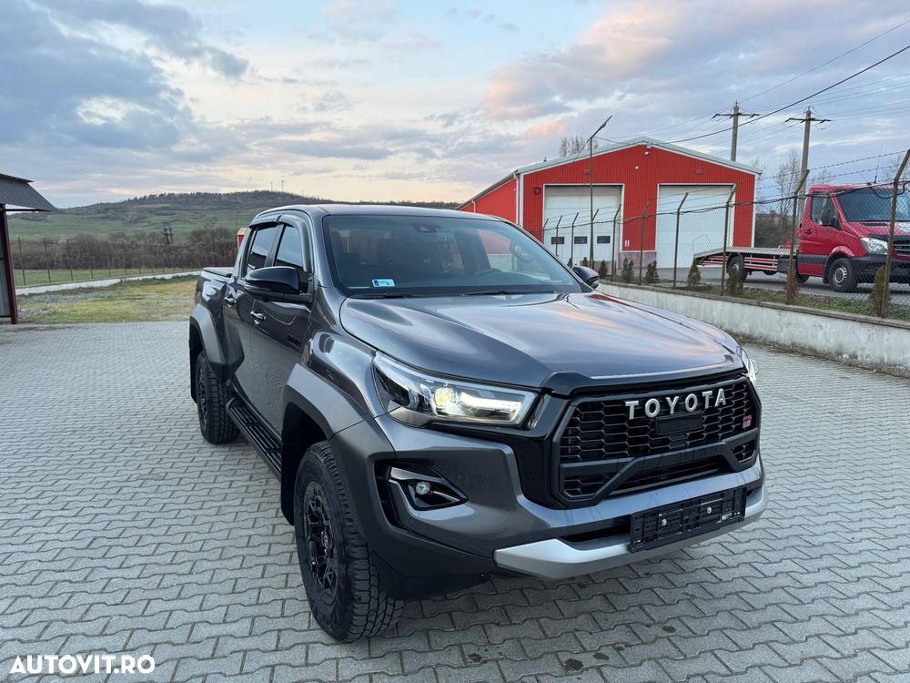 Toyota Hilux 4x4 Double Cab Autm. GR Sport - 35