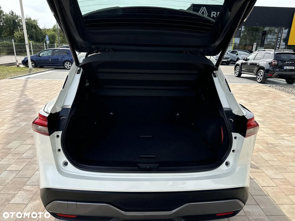 Nissan Qashqai 1.3 DIG-T mHEV N-Connecta Xtronic - 17