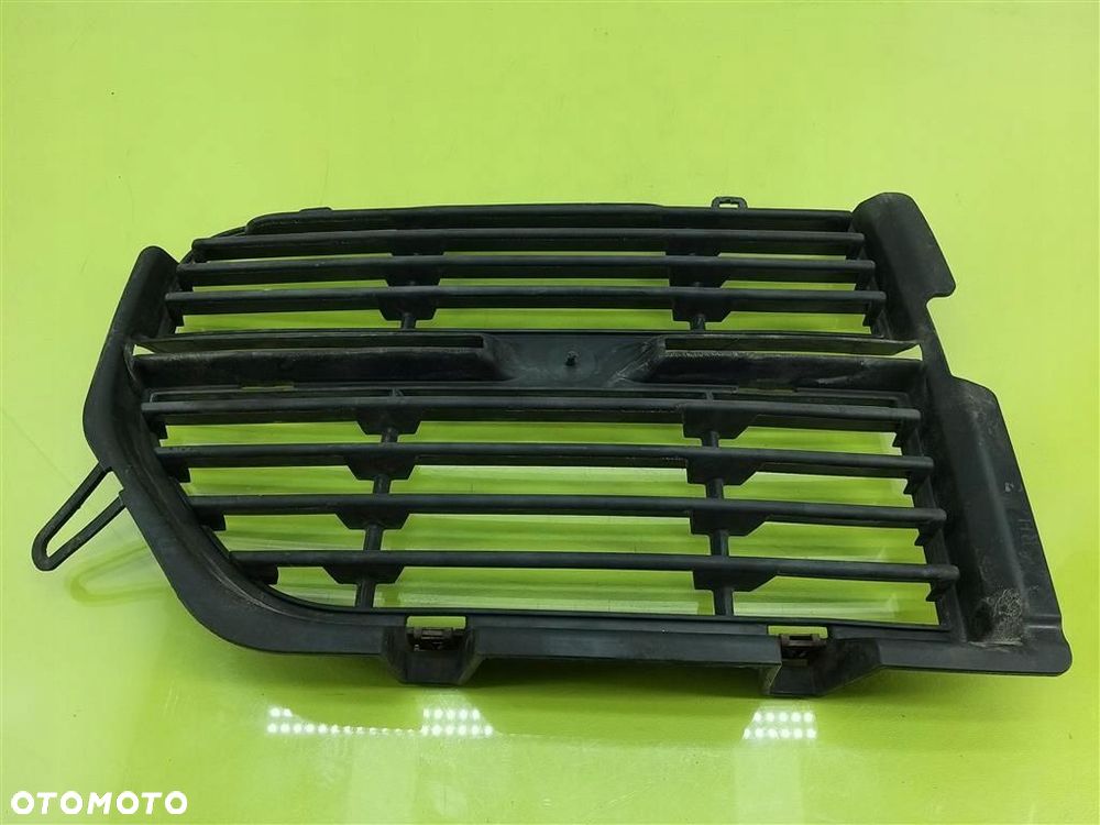 Atrapa Grill Dodge Magnum 2004-2007 PRZED LIFT 04806108A ORYGINAŁ - 1