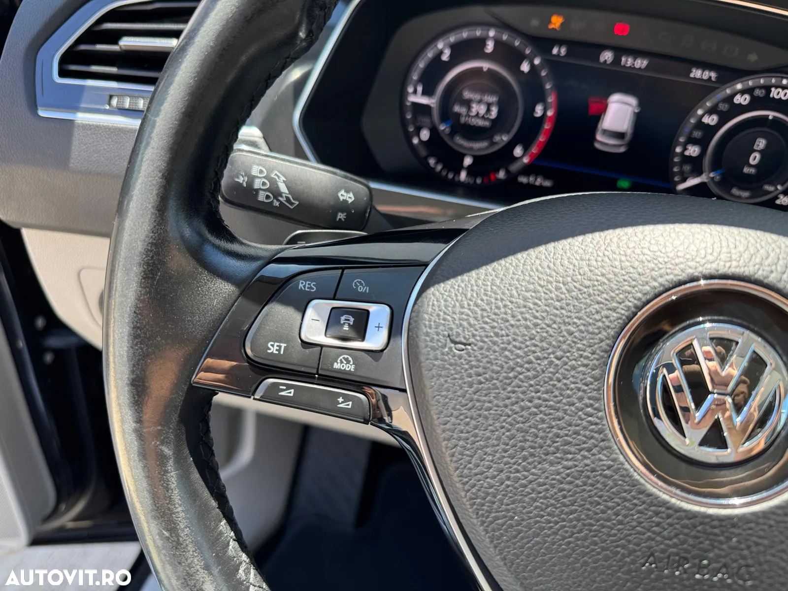 Volkswagen Tiguan 2.0 TDI 4Mot DSG Highline - 14
