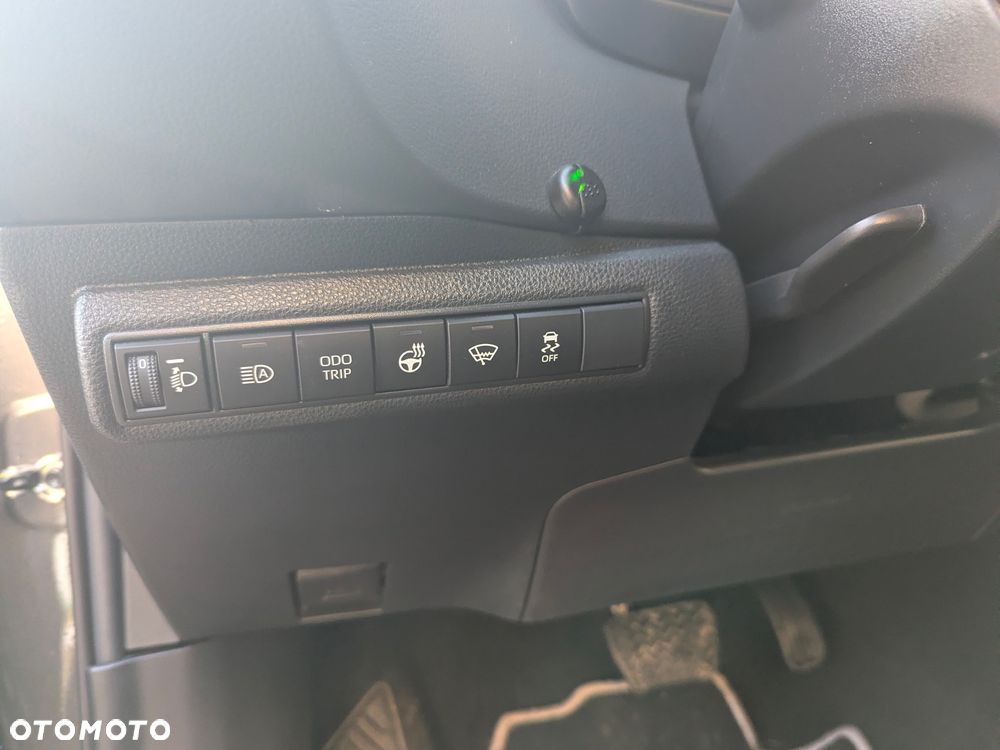 Toyota Corolla 1.8 Hybrid Comfort - 16