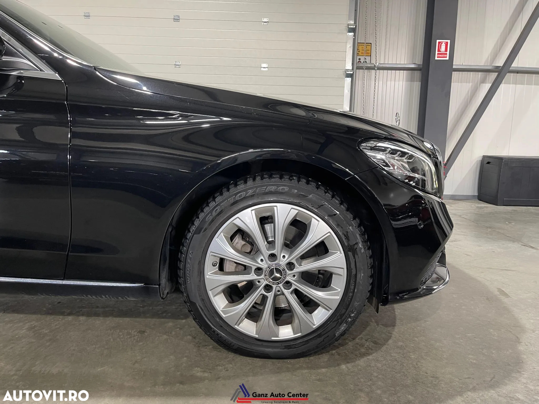 Mercedes-Benz C 220 d 4Matic 9G-TRONIC AMG Line - 40